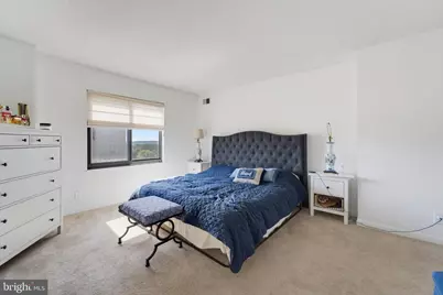 203 Yoakum Parkway #910, Alexandria, VA 22304 - Photo 13