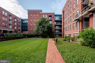 1111 Oronoco St, Alexandria, VA 22314 - Photo 27