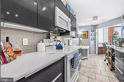 2151 Jamieson Avenue #1501, Alexandria, VA 22314 - Photo 7