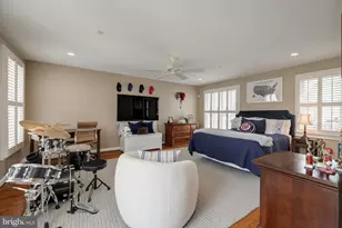 712 Bracey Ln, Alexandria, VA 22314 - Photo 39