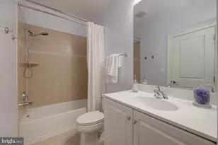 712 Bracey Ln, Alexandria, VA 22314 - Photo 37