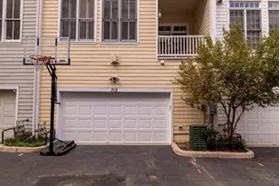 712 Bracey Ln, Alexandria, VA 22314 - Photo 45