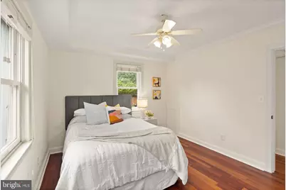 718 S Washington Street #101, Alexandria, VA 22314 - Photo 5