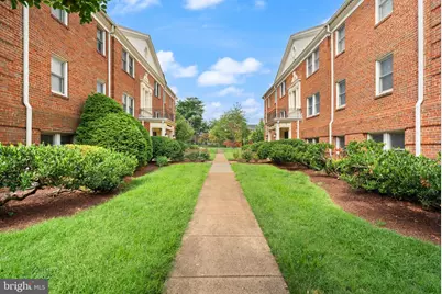 718 S Washington Street #101, Alexandria, VA 22314 - Photo 11