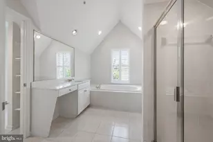 9 Franklin St, Alexandria, VA 22314 - Photo 27