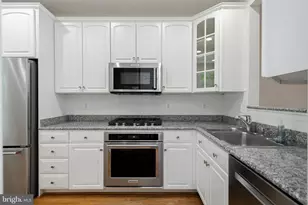 9 Franklin St, Alexandria, VA 22314 - Photo 7