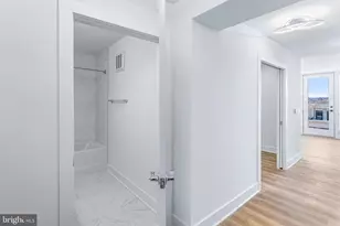701 N Henry St, Alexandria, VA 22314 - Photo 13