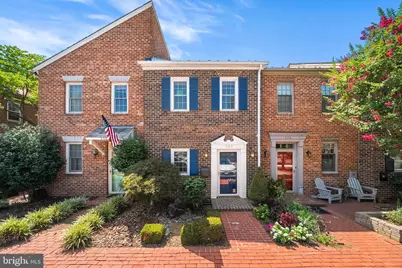 504 Tobacco Quay, Alexandria, VA 22314 - Photo 1
