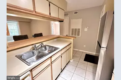3313 Wyndham Circle #3209, Alexandria, VA 22302 - Photo 5