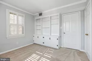 513 Bashford Ln, Alexandria, VA 22314 - Photo 23