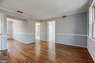 513 Bashford Ln, Alexandria, VA 22314 - Photo 9
