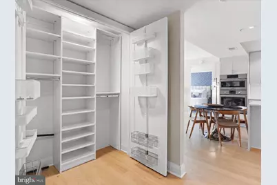 925 N Fairfax Street #704, Alexandria, VA 22314 - Photo 17