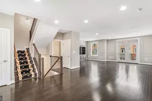 1911 Main Line Blvd, Alexandria, VA 22301 - Photo 9