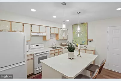 3303 Wyndham Circle #145, Alexandria, VA 22302 - Photo 7