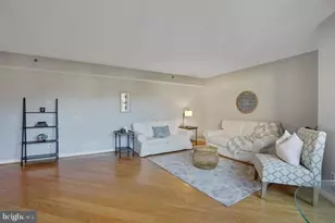 1200 Braddock Pl, Alexandria, VA 22314 - Photo 11