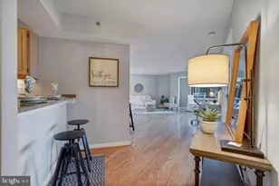 1200 Braddock Pl, Alexandria, VA 22314 - Photo 9