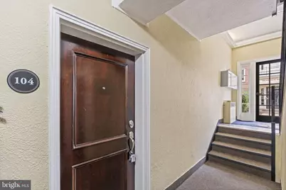 718 S Washington Street #104, Alexandria, VA 22314 - Photo 3