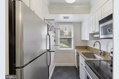 718 S Washington Street #104, Alexandria, VA 22314 - Photo 9