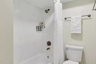 3311 Wyndham Cir, Alexandria, VA 22302 - Photo 27