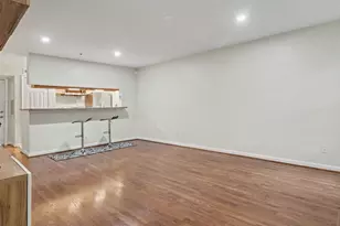 3311 Wyndham Cir, Alexandria, VA 22302 - Photo 7
