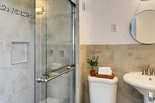 801 N Pitt St, Alexandria, VA 22314 - Photo 21