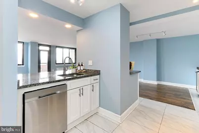 801 N Pitt Street #1203, Alexandria, VA 22314 - Photo 17