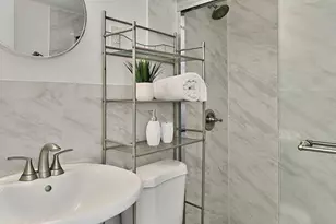 801 N Pitt St, Alexandria, VA 22314 - Photo 29