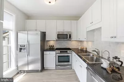 1734 Kingsgate Court #302, Alexandria, VA 22302 - Photo 11