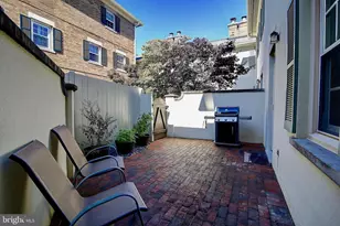 1011 N Pitt St, Alexandria, VA 22314 - Photo 5