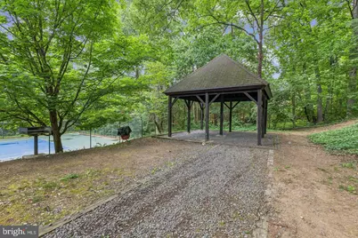 1024 Valley Drive, Alexandria, VA 22302 - Photo 15