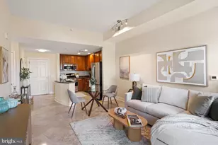 525 N Fayette St, Alexandria, VA 22314 - Photo 9