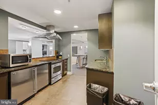 525 N Fayette St, Alexandria, VA 22314 - Photo 37