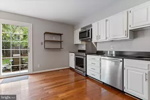 1723 Price St, Alexandria, VA 22301 - Photo 9