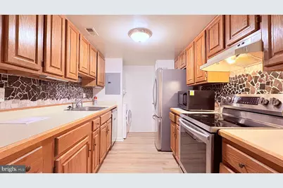 801 N Howard Street #568, Alexandria, VA 22304 - Photo 5