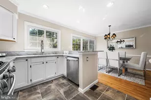 1258 Quaker Hill Dr, Alexandria, VA 22314 - Photo 21