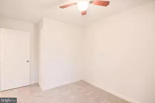 1405 Argall Pl, Alexandria, VA 22314 - Photo 57
