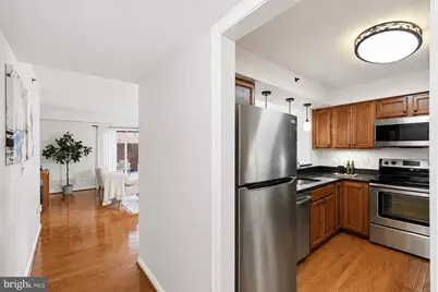 610 N West Street #105, Alexandria, VA 22314 - Photo 5