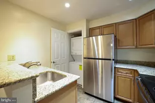 1413 Oronoco St, Alexandria, VA 22314 - Photo 9