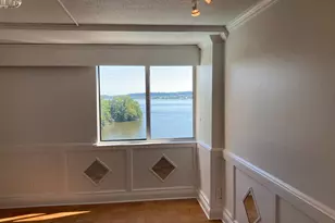 501 Slaters Ln, Alexandria, VA 22314 - Photo 13