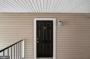 3310 Wyndham Cir, Alexandria, VA 22302 - Photo 25