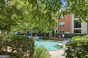 3310 Wyndham Cir, Alexandria, VA 22302 - Photo 31