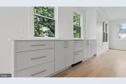 121 N West Street, Alexandria, VA 22314 - Photo 7