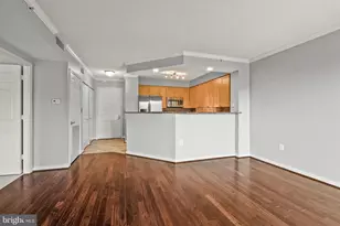 3101 N Hampton Dr, Alexandria, VA 22302 - Photo 13