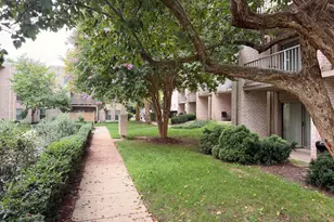 21 Canterbury Square, Alexandria, VA 22304 - Photo 19