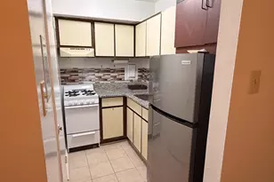 21 Canterbury Square, Alexandria, VA 22304 - Photo 5