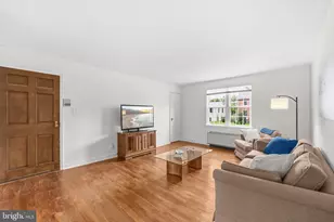 211 E Glebe Rd, Alexandria, VA 22305 - Photo 3