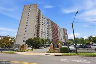 5340 Holmes Run Pkwy, Alexandria, VA 22304 - Photo 25