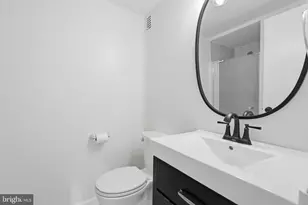 5340 Holmes Run Pkwy, Alexandria, VA 22304 - Photo 21