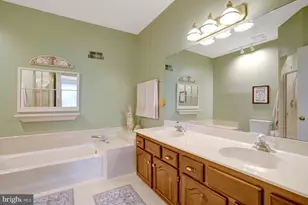 127 Gretna Green Ct, Alexandria, VA 22304 - Photo 49