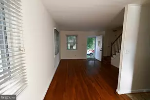 41 Underwood Pl, Alexandria, VA 22304 - Photo 5